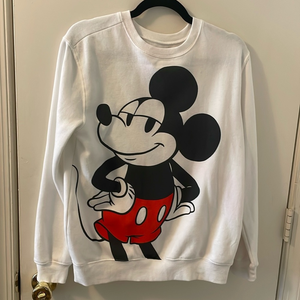 Mickey Mouse sweat shirt
